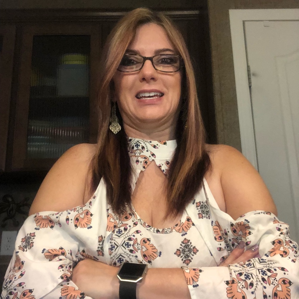 Meet your Posher, Stephanie